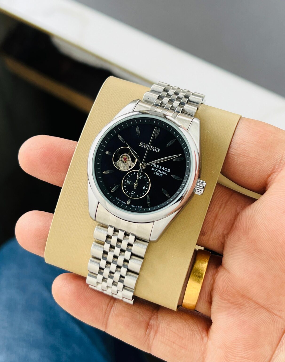IMG 20250123 WA0034 scaled https://spacetimewatch.com/shop/seiko-presage-classic-sumi-iro/