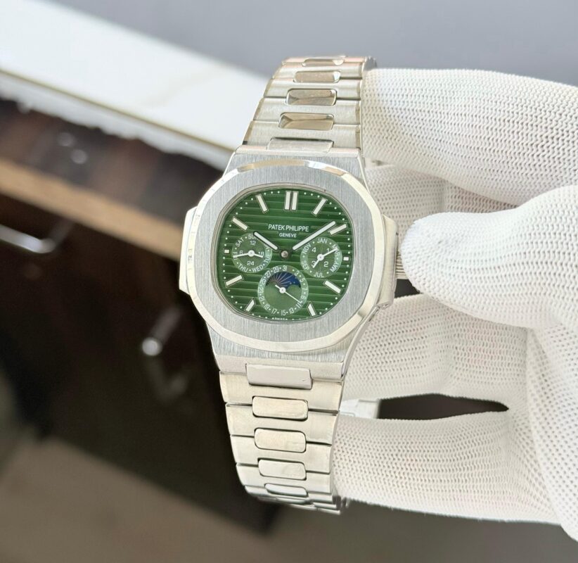 IMG 20250123 WA0060 scaled https://spacetimewatch.com/shop/patek-philippe-exclusive-nautilus-2/