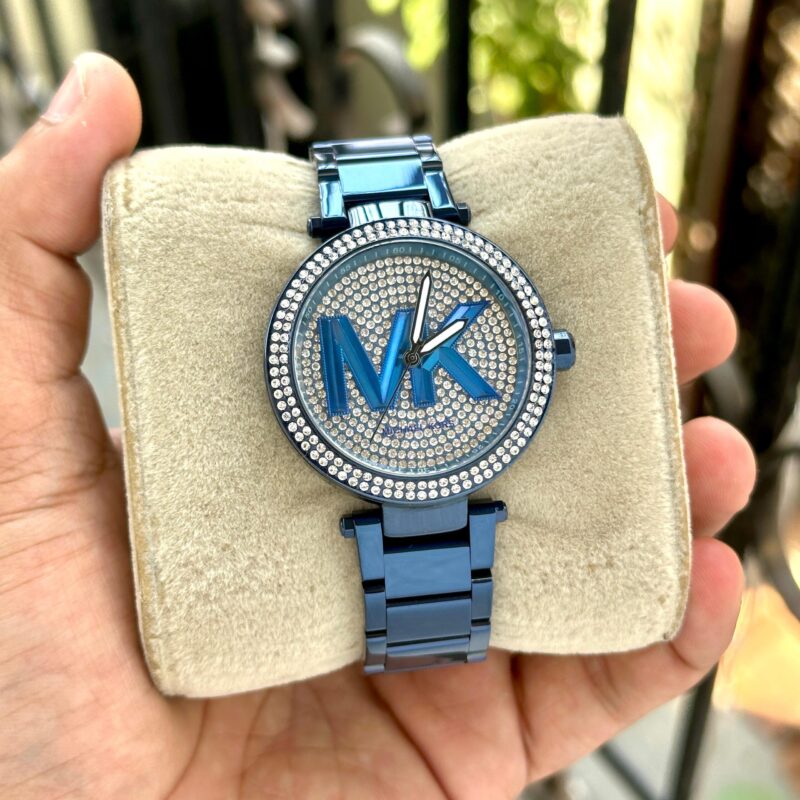 IMG 20250209 WA0002 scaled https://spacetimewatch.com/shop/michael-kors-premium-parker-2/