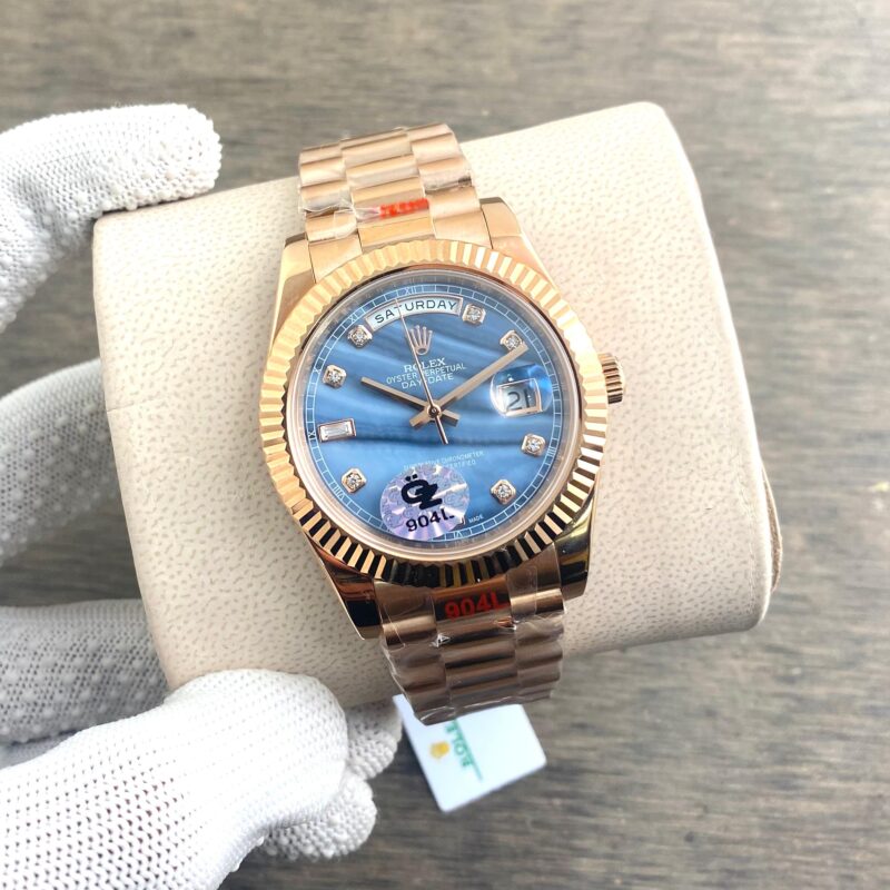 IMG 20250210 WA0005 https://spacetimewatch.com/shop/rolex-day-date-diamond-figer/