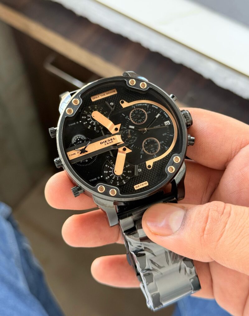 e86d40dd f113 482c 9c4d de974288c6cd scaled https://spacetimewatch.com/shop/diesel-big-daddy-black-rose-gold/