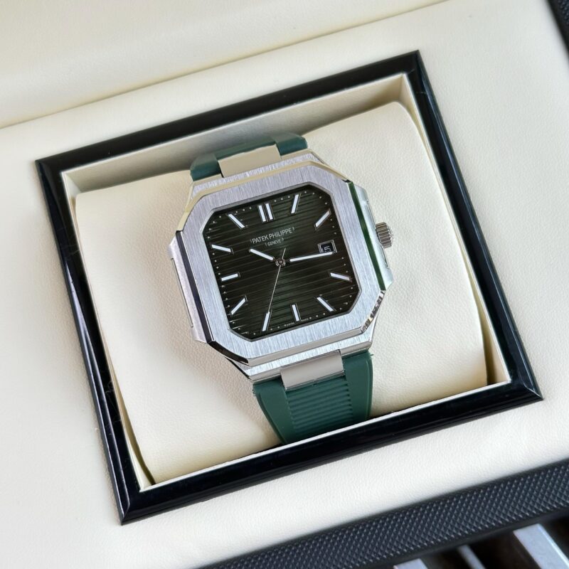 059fe40d eca4 42e7 b8fa 5b193b31a2a9 scaled https://spacetimewatch.com/shop/patek-philippe-cubitus-green/