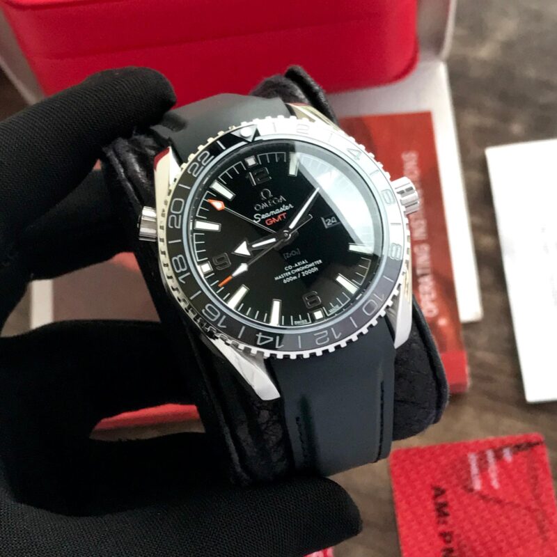 1000014879 scaled https://spacetimewatch.com/shop/omega-seamaster-gmt-black/