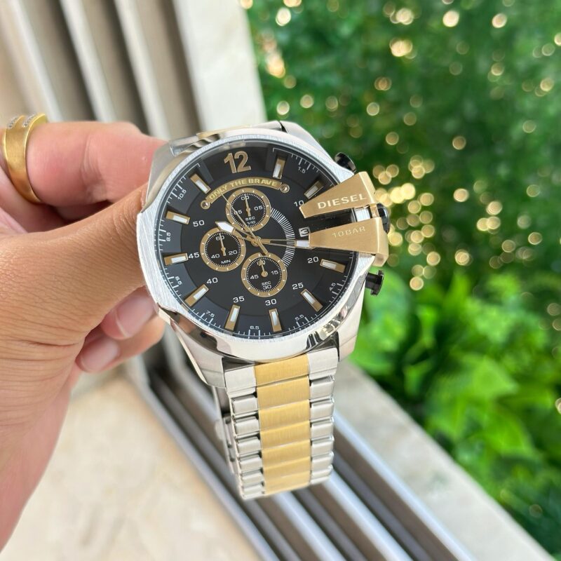 dc2a93dc 06bc 4d66 9661 2b4f1b2e7cd0 scaled https://spacetimewatch.com/shop/diesel-mega-chief-dz4581/