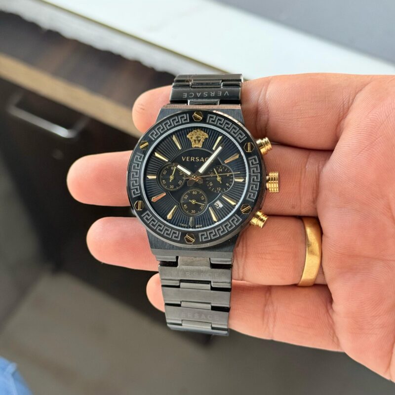 e618cc1e ae6b 411c b1c0 a2977531e7a6 scaled https://spacetimewatch.com/shop/versace-greca-black/