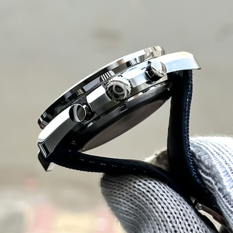 1000015791 https://spacetimewatch.com/shop/omega-seamaster-co-axial-4/