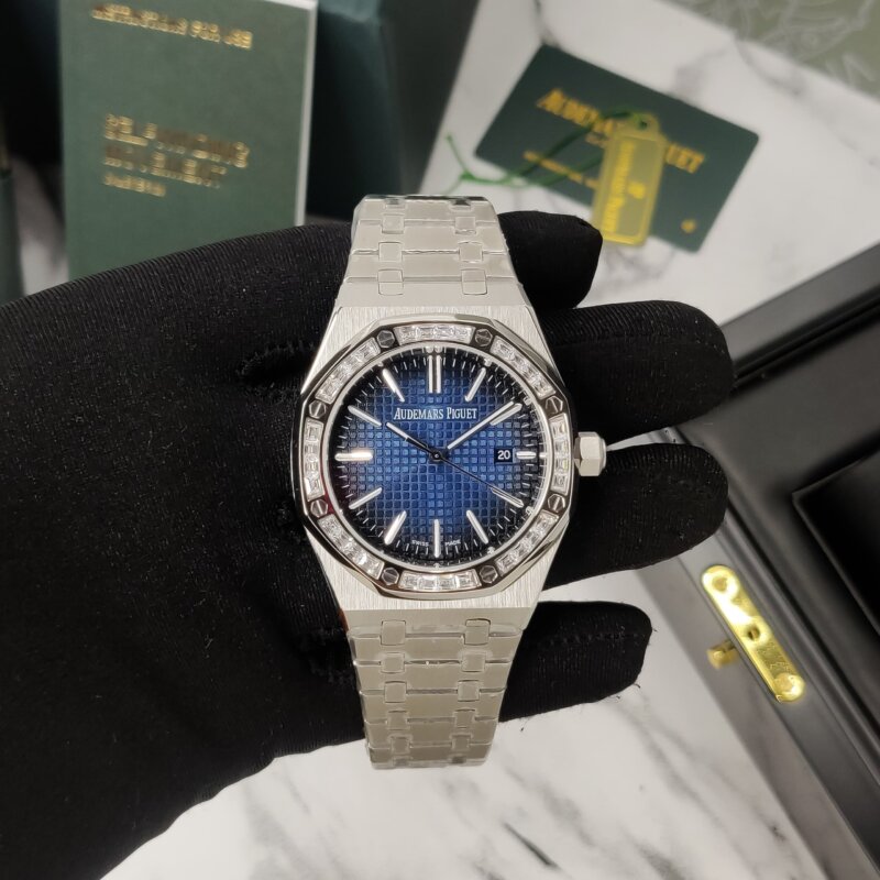1000017765 scaled https://spacetimewatch.com/shop/audemars-piguet-royal-oak-jumbo-6/