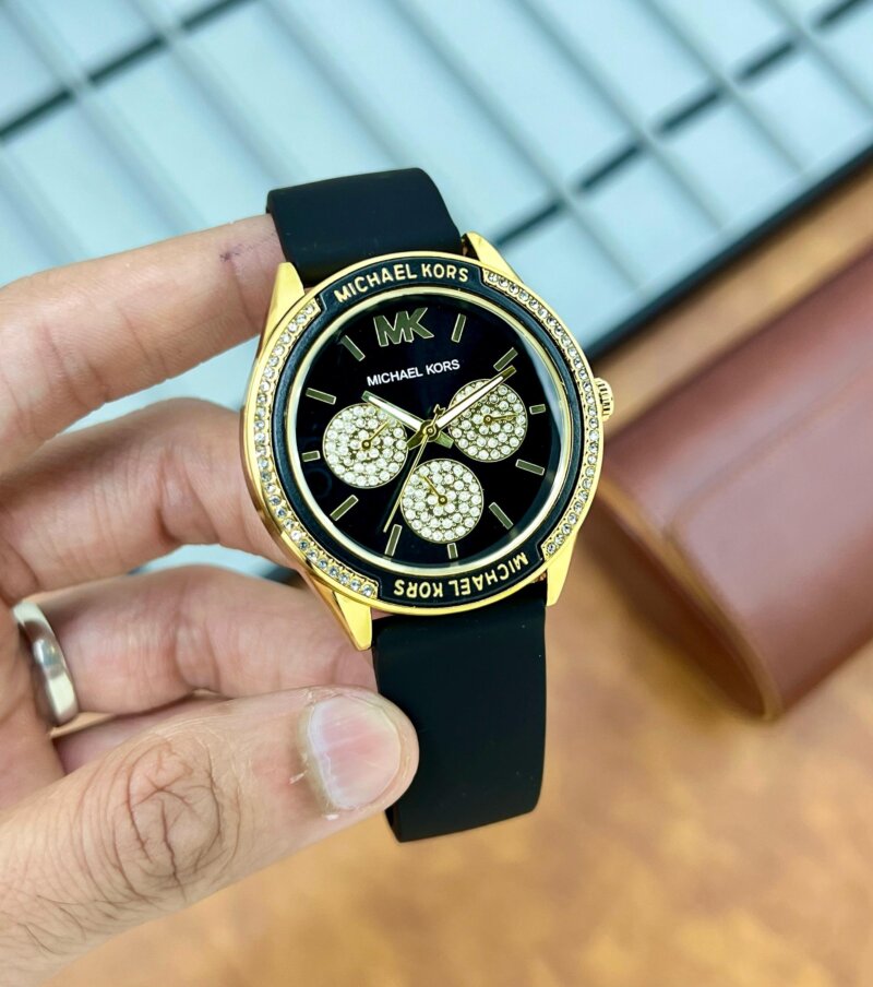 1000017889 scaled https://spacetimewatch.com/shop/michael-kors-gold-tone/