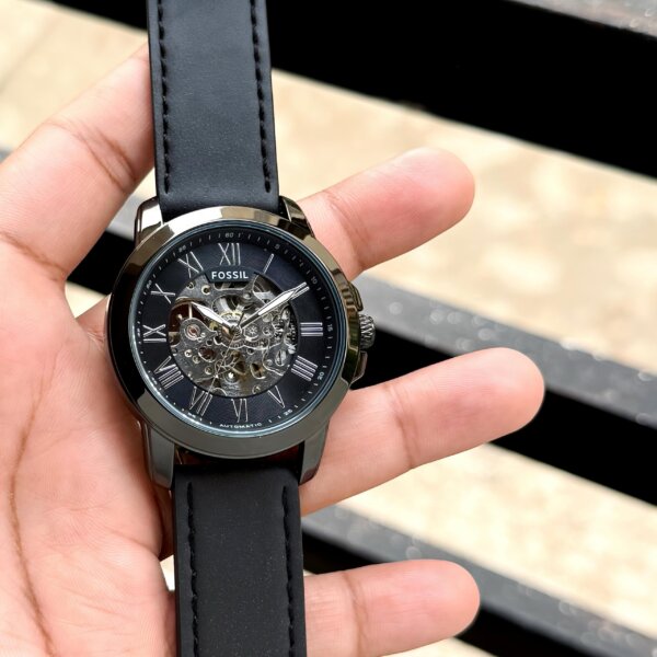 1000018114 scaled https://spacetimewatch.com/first-copy-watches-in-jaipur/