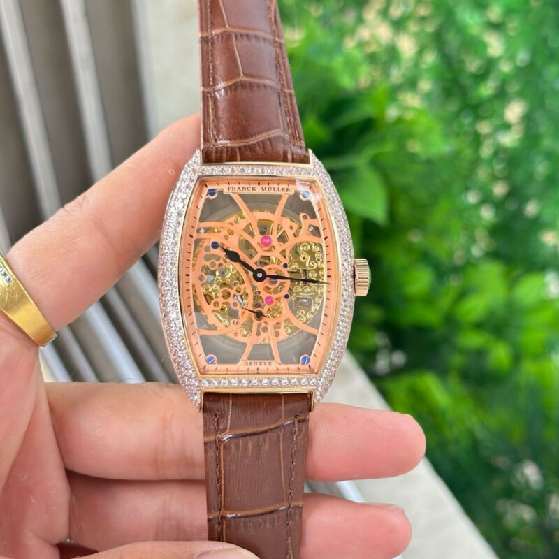 1000018124 https://spacetimewatch.com/shop/franck-muller-automatic/