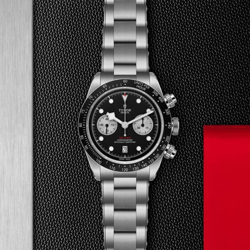 1000018135 https://spacetimewatch.com/shop/tudor-black-bay-chrono-premium-2/