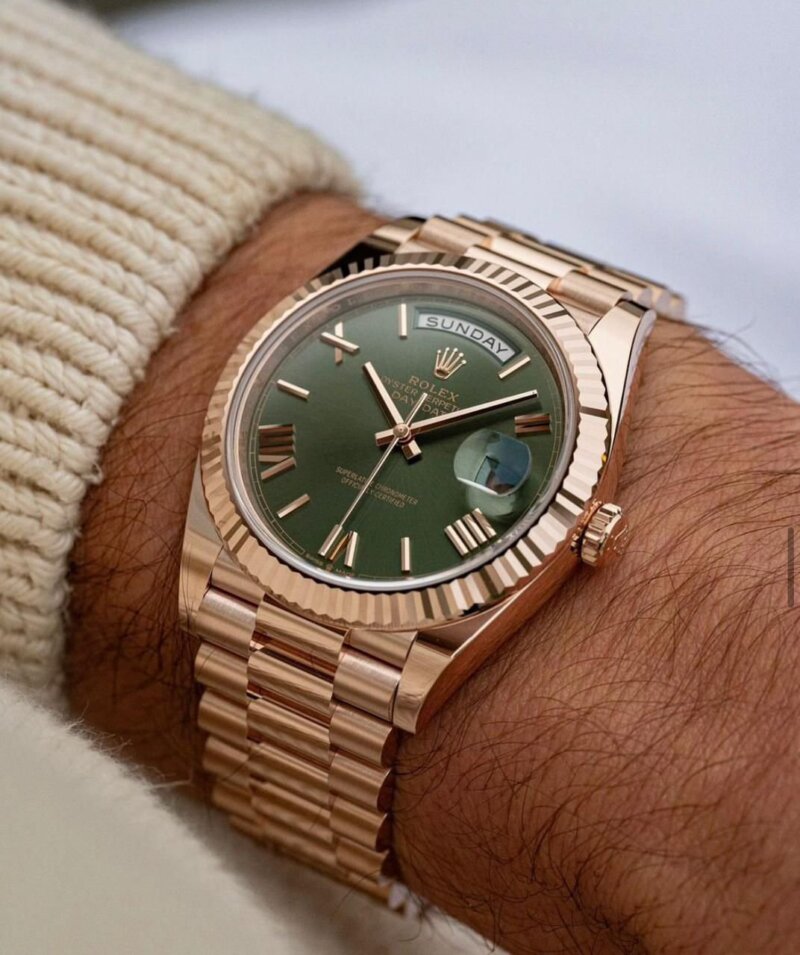 1000018486 https://spacetimewatch.com/shop/rolex-oyster-perpetual-day-date-5/