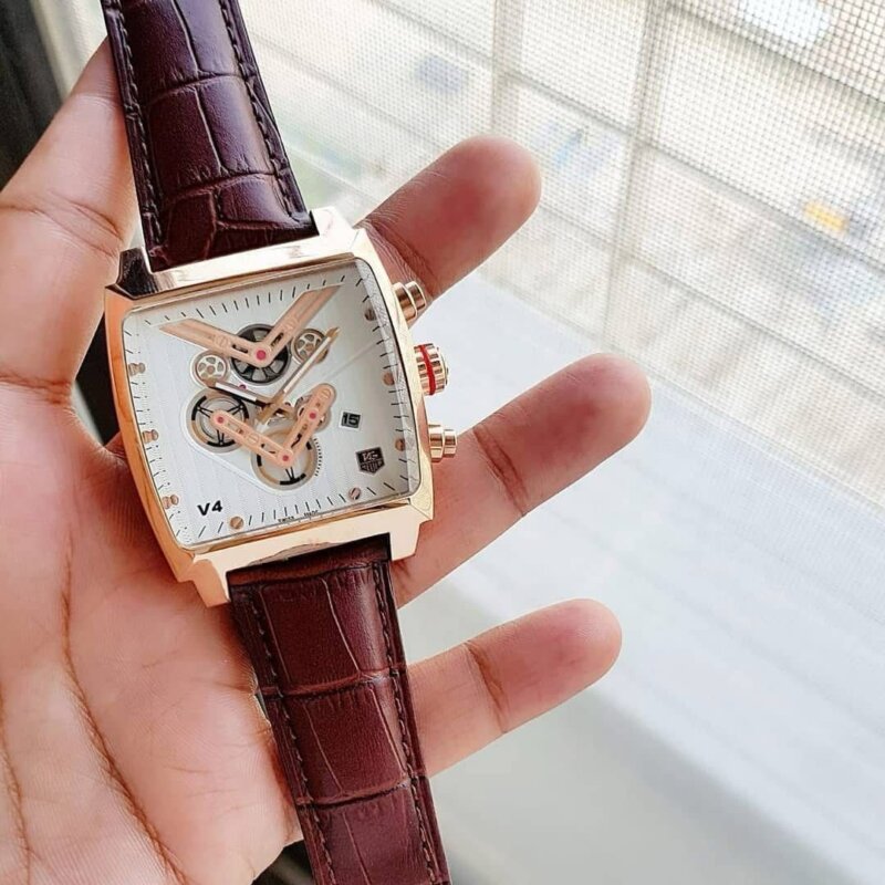 1000018726 https://spacetimewatch.com/shop/tag-heuer-carrera-v4-premium/