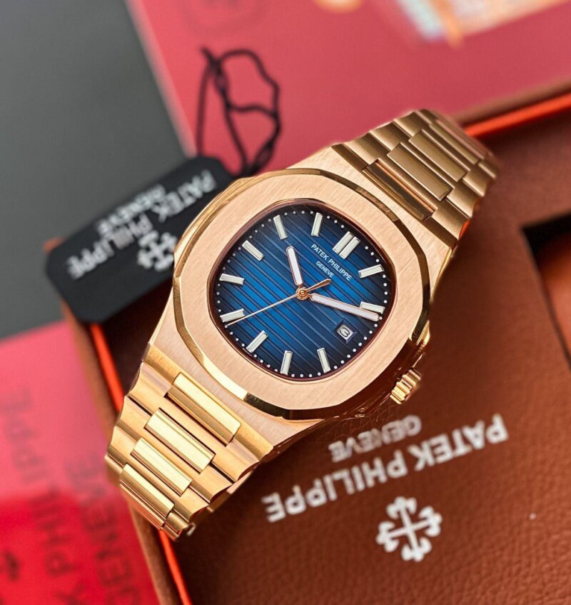 1000018869 https://spacetimewatch.com/shop/patek-philippe-nautilus-7aaa-original/