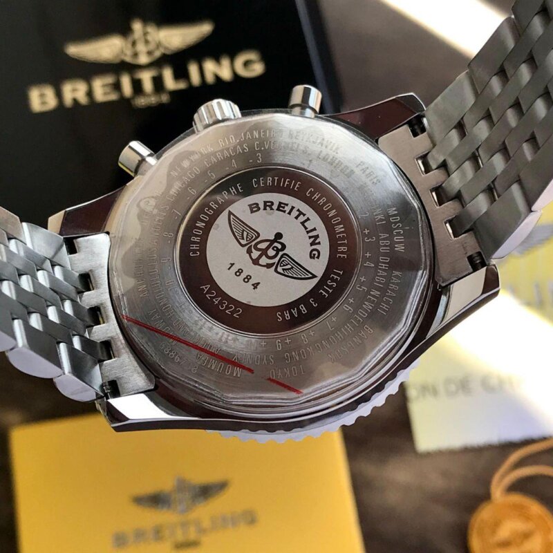 1000019452 https://spacetimewatch.com/shop/breitling-chronomat-b01-original/