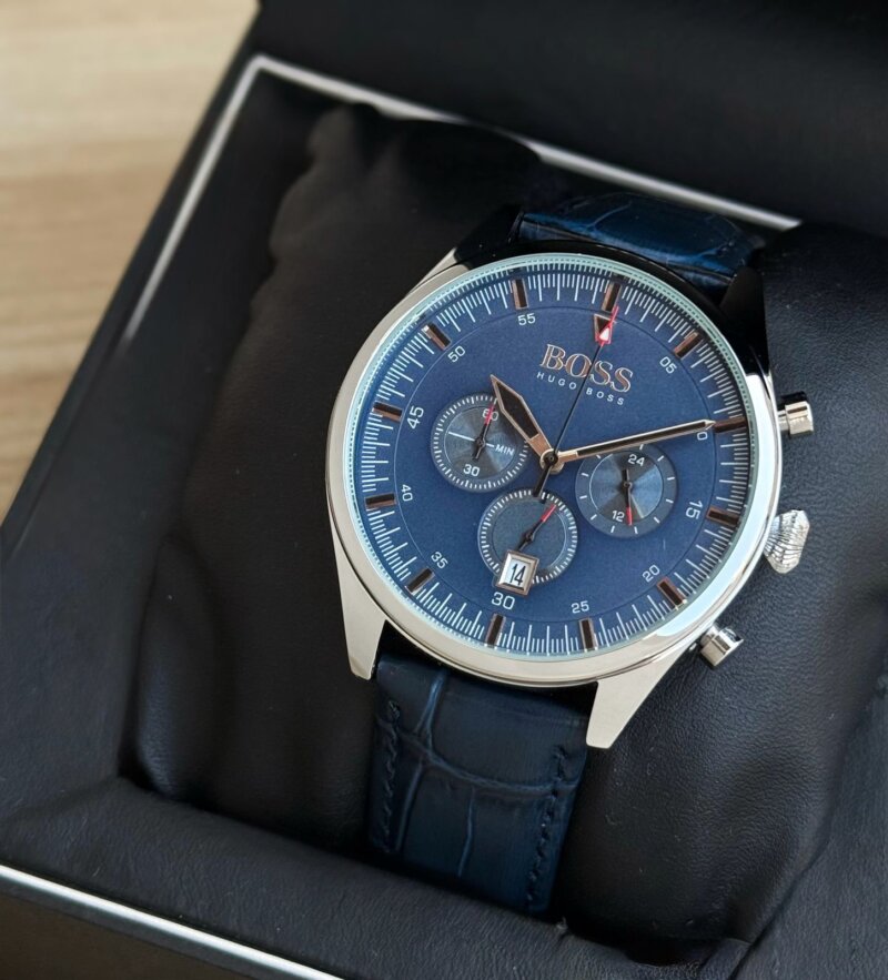 1000019744 https://spacetimewatch.com/shop/hugo-boss-7a-original-blue-dial/