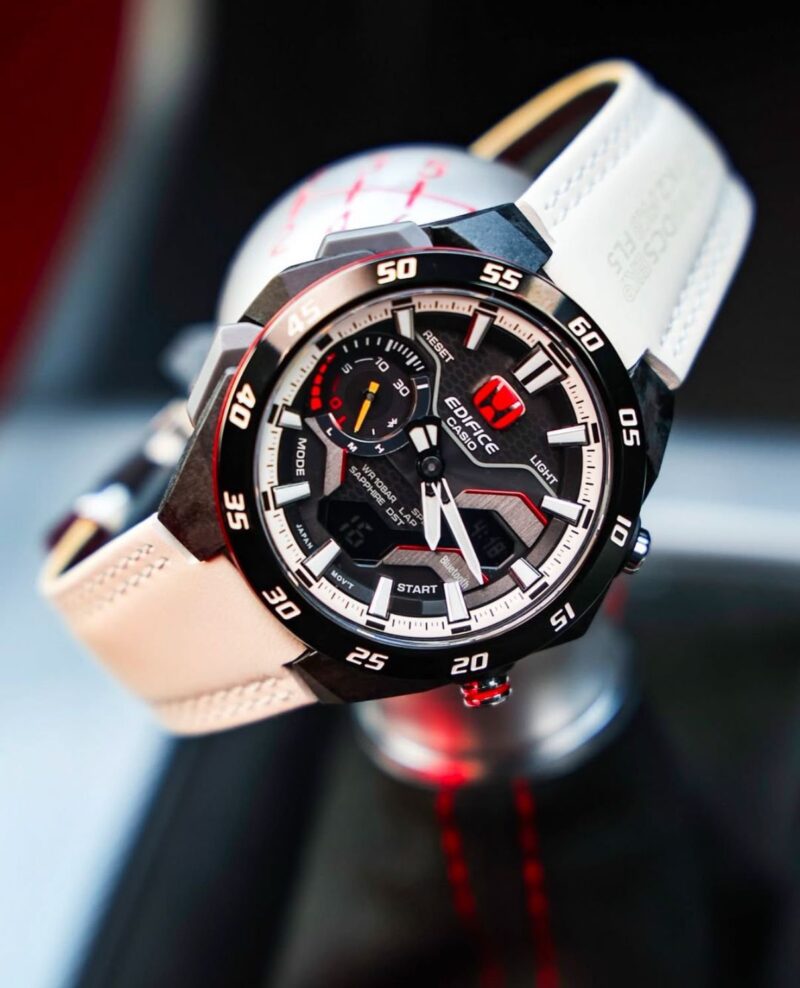 1000020612 https://spacetimewatch.com/shop/edifice-casio-ecb-2200htr-premium/
