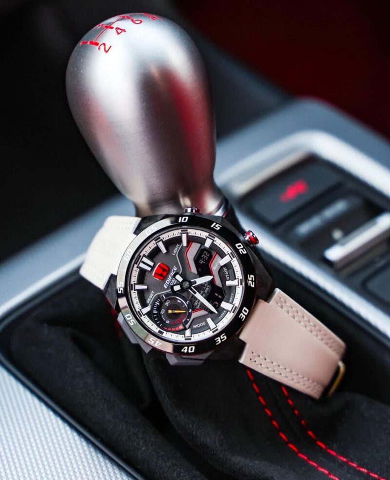 1000020615 https://spacetimewatch.com/shop/edifice-casio-ecb-2200htr-premium/