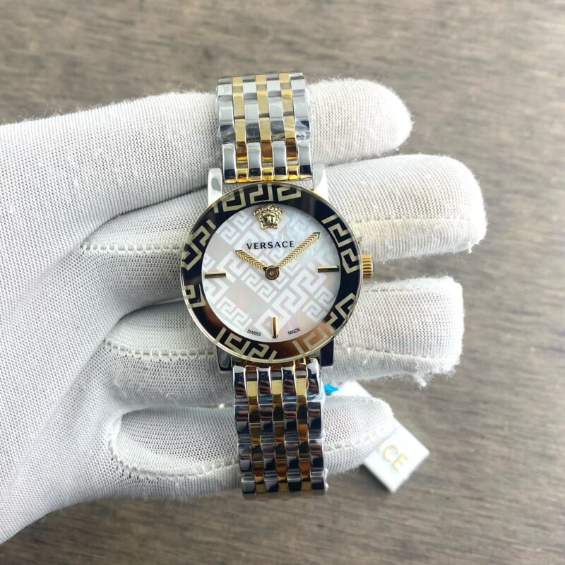 1000020784 1 https://spacetimewatch.com/shop/versace-greca-glass-bracelet/