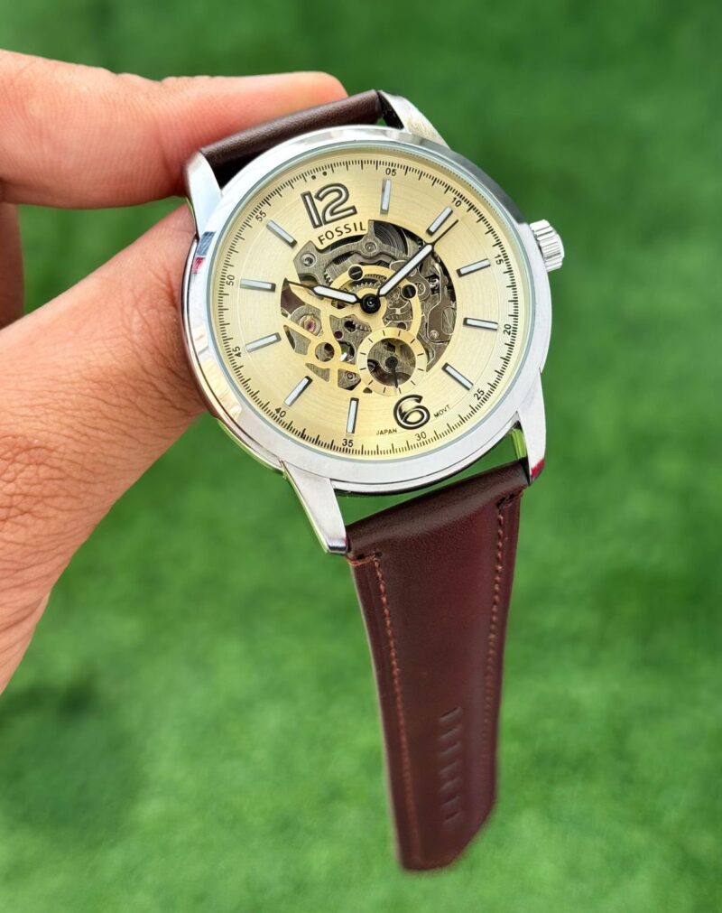 1000020972 https://spacetimewatch.com/shop/fossil-watch-first-copy-price/