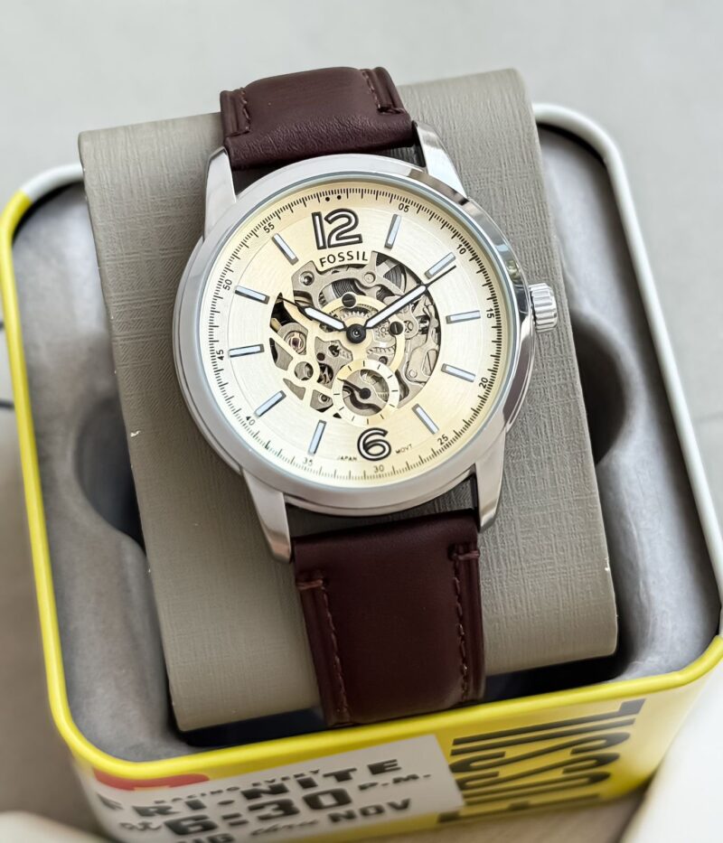 1000020980 https://spacetimewatch.com/shop/fossil-watch-first-copy-price/