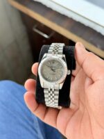 Rolex Oyster Perpetual Lady Datejust 31mm First Copy Watch with Oyster Silver Dial.