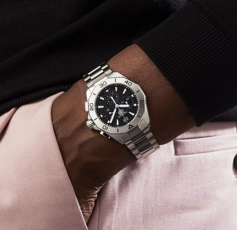 1000021706 https://spacetimewatch.com/shop/tag-heuer-aquaracer-black-dial-first-copy-watch/