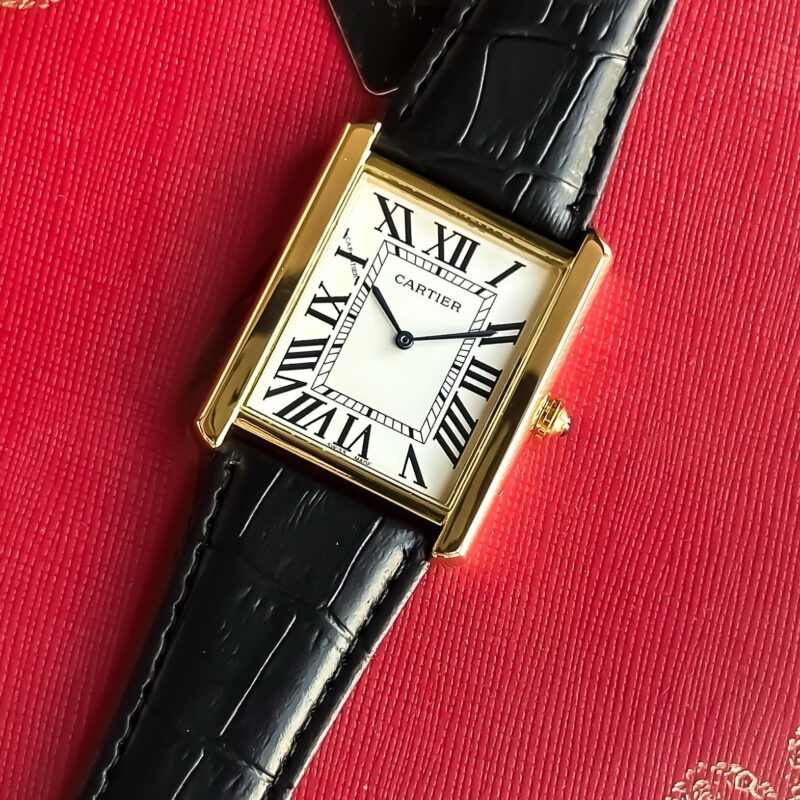 1000021720 https://spacetimewatch.com/shop/cartier-tank-louis-watch/