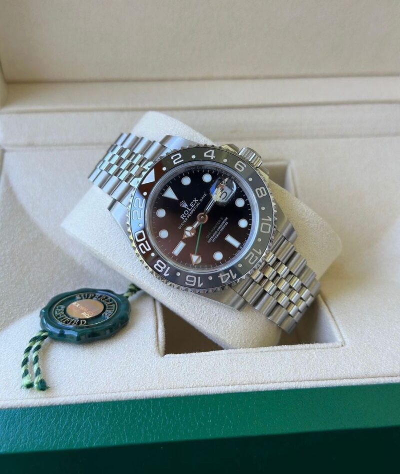 WhatsApp Image 2025 06 16 at 9.14.14 AM https://spacetimewatch.com/shop/rolex-for-men-7aa-premium-collection-model-rolex-gmt-ii-silver-dial-size-41mm/