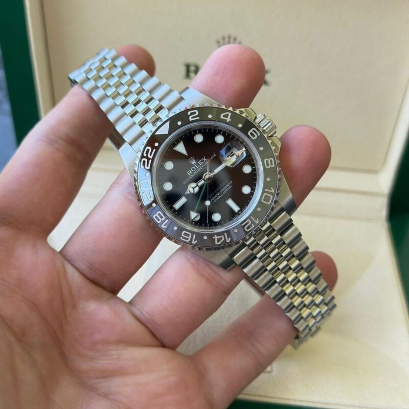 Rolex For Men 7AA Premium Collection Model - Rolex GMT II Silver Dial Size - 41mm