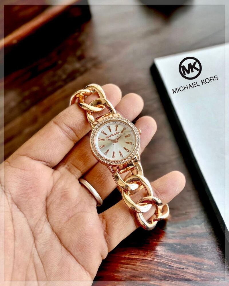 WhatsApp Image 2025 06 24 at 10.51.38 AM https://spacetimewatch.com/shop/michael-kors-model-vr-og-model/